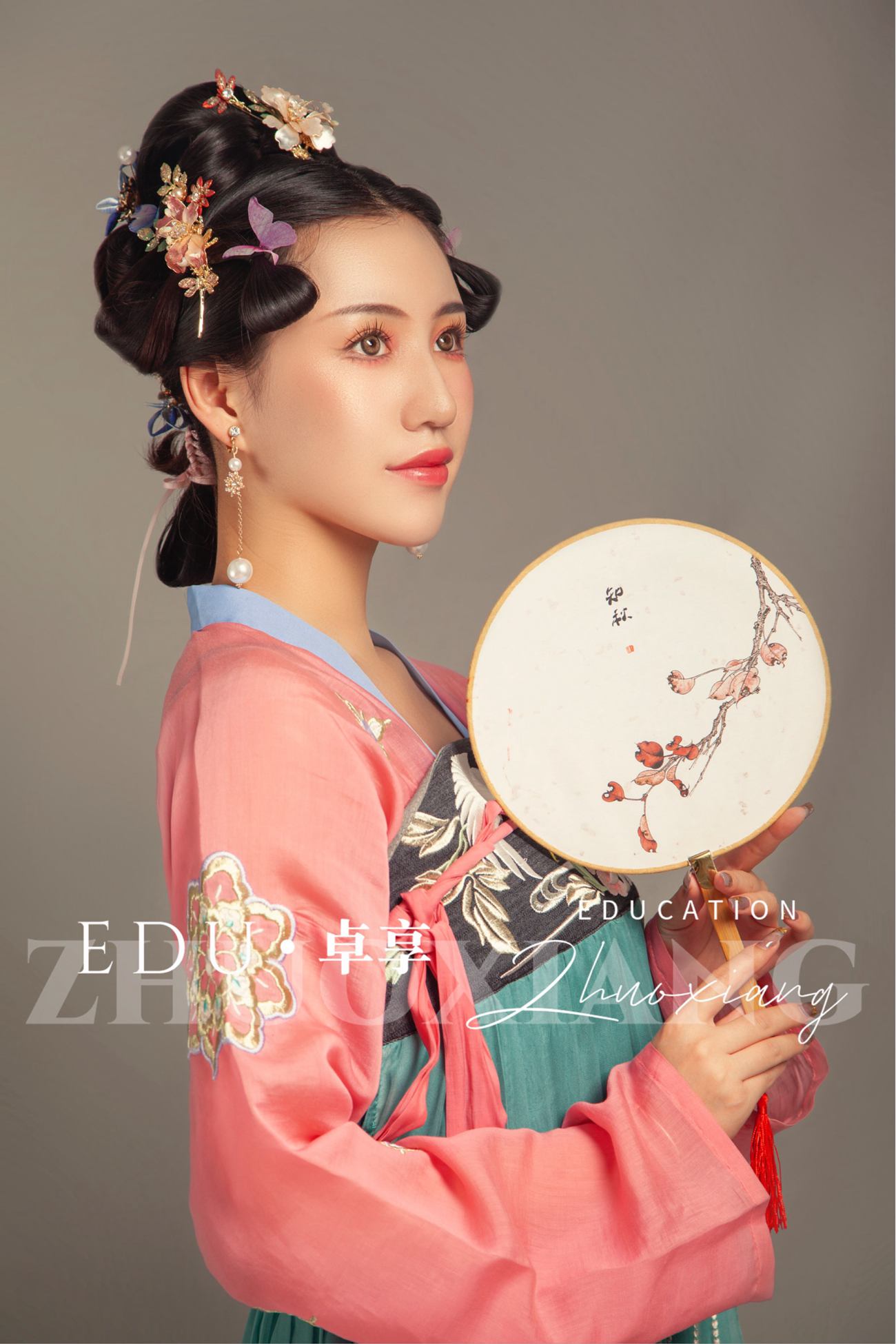 兰州化妆美发学校卓享教育新中式汉服造型