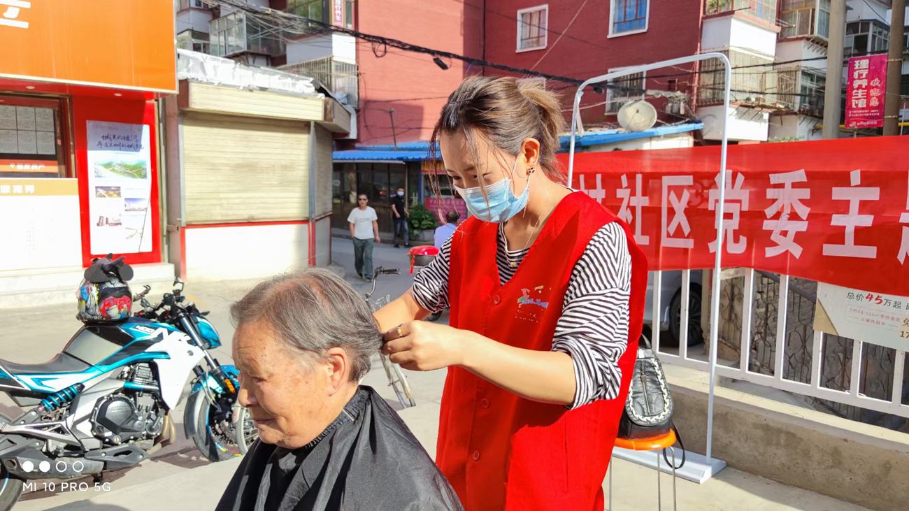 兰州卓享教育—公益剪发