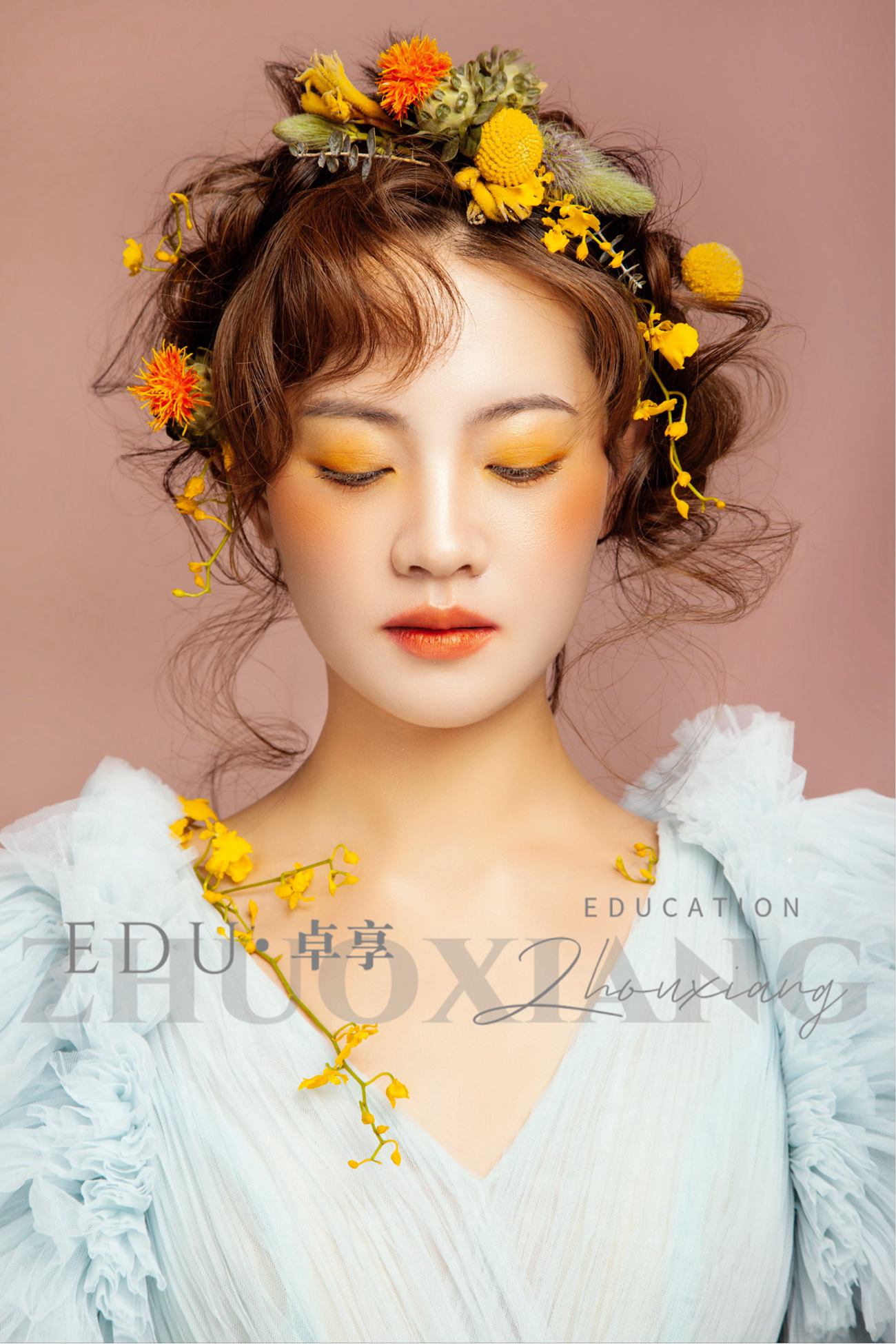 兰州化妆美发学校卓享教育鲜花造型
