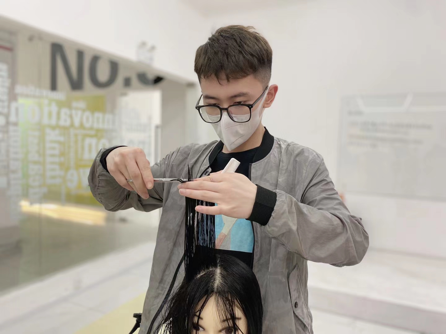兰州卓享美容美发学校-美发部学员练习花絮